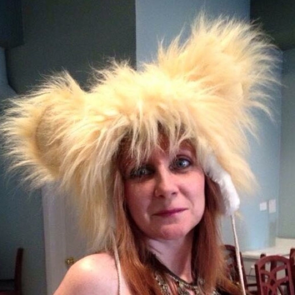 Meet your Posher, Magda